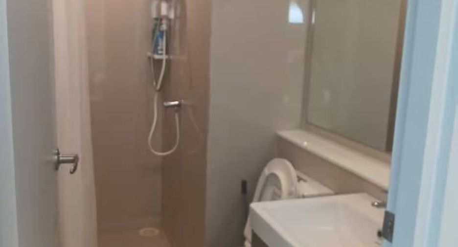 Condo en alquiler de 2 habitaciones en Din Daeng, Bangkok