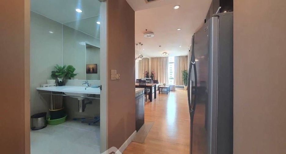 For rent 2 ベッドルーム condo in Sathon, Bangkok