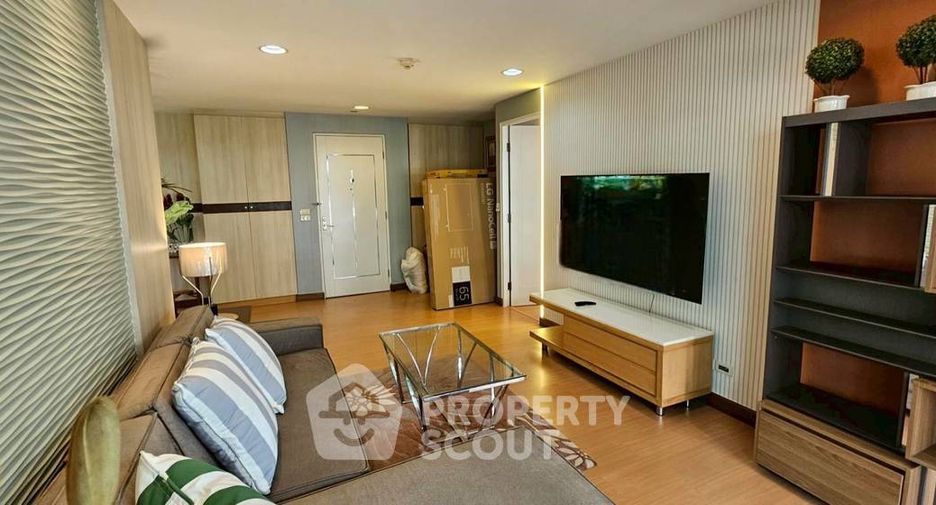 Condo en alquiler de 3 habitaciones en Bang Rak, Bangkok