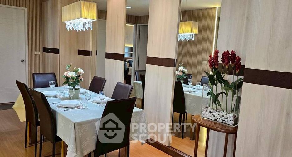 Condo en alquiler de 3 habitaciones en Bang Rak, Bangkok