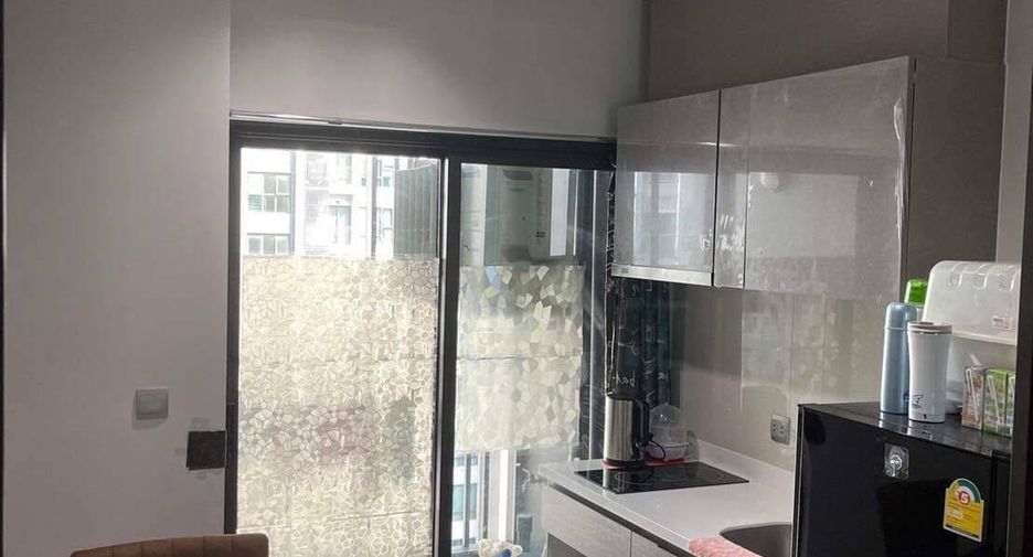 For rent 1 Beds condo in Huai Khwang, Bangkok