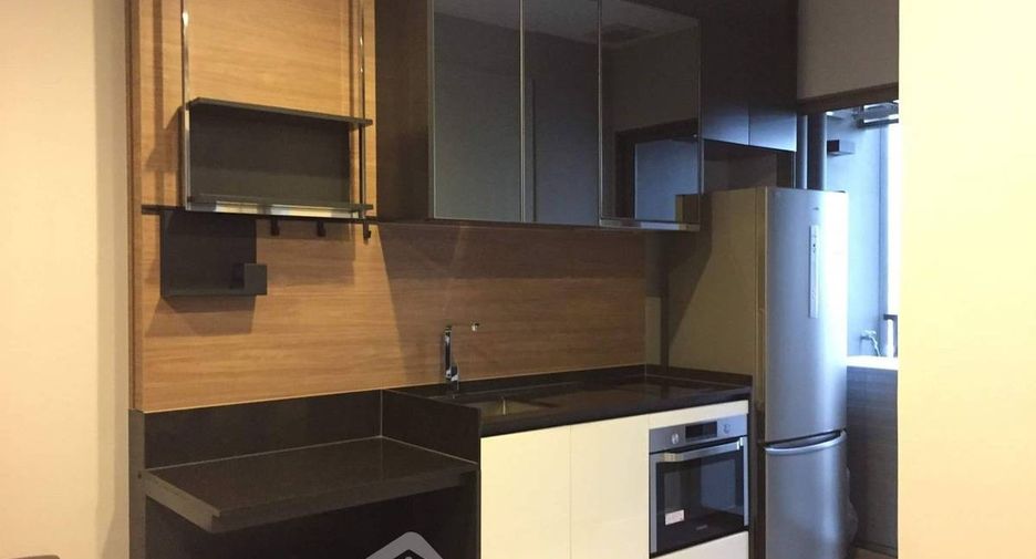 For rent 1 bed condo in Sathon, Bangkok