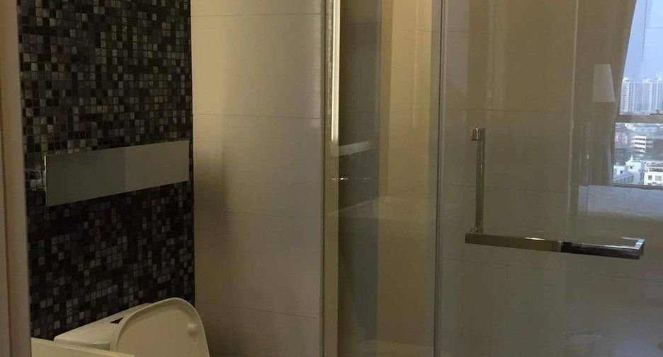 For rent 1 bed condo in Sathon, Bangkok
