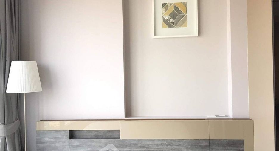 For rent 1 bed condo in Sathon, Bangkok