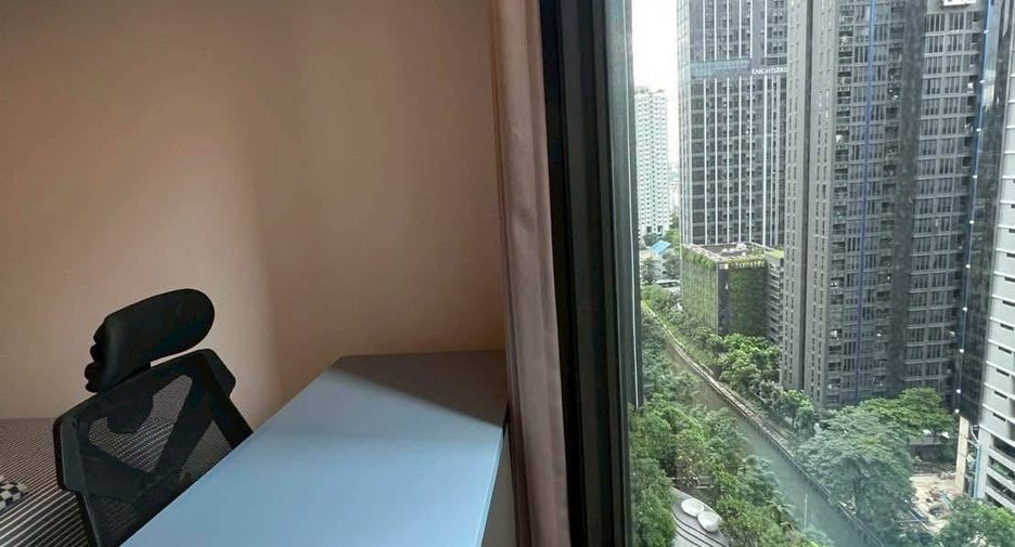 For rent 1 bed condo in Huai Khwang, Bangkok