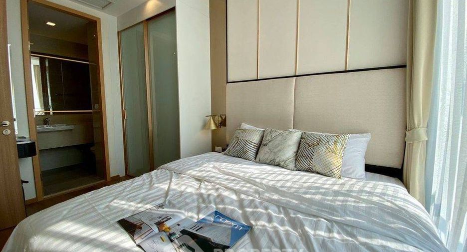 For rent 2 bedrooms condo in Watthana, Bangkok
