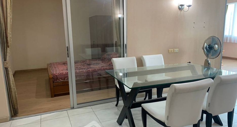 Condo en alquiler de 3 habitaciones en Chatuchak, Bangkok