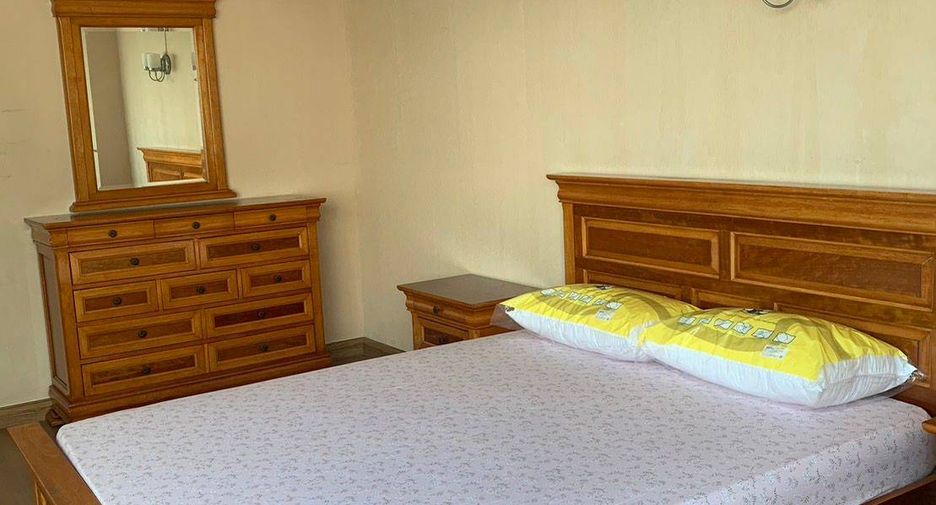 Condo en alquiler de 3 habitaciones en Chatuchak, Bangkok