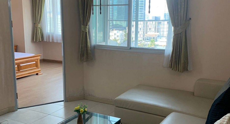 Condo en alquiler de 3 habitaciones en Chatuchak, Bangkok