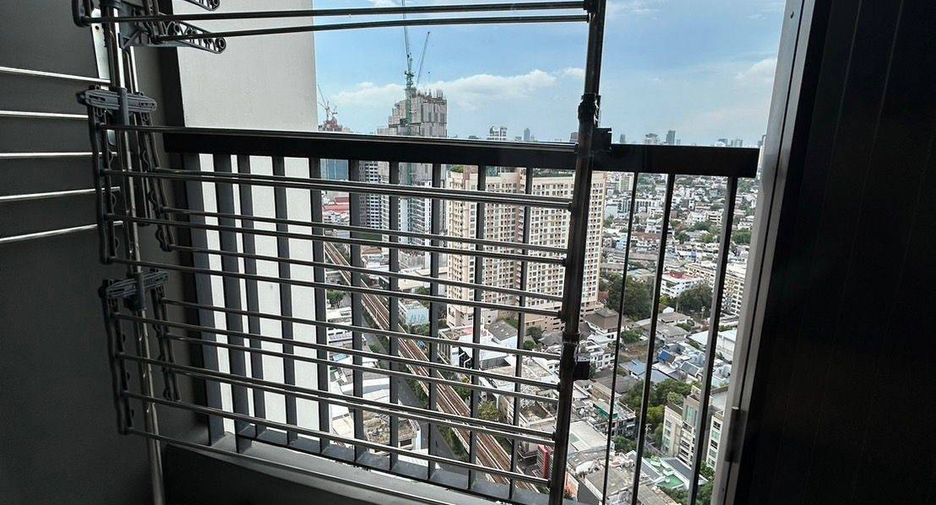 Wohnung zur Miete mit 1 Zimmer in Khlong Toei, Bangkok