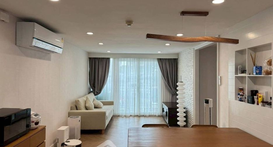 For rent 2 ベッドルーム condo in Yan Nawa, Bangkok