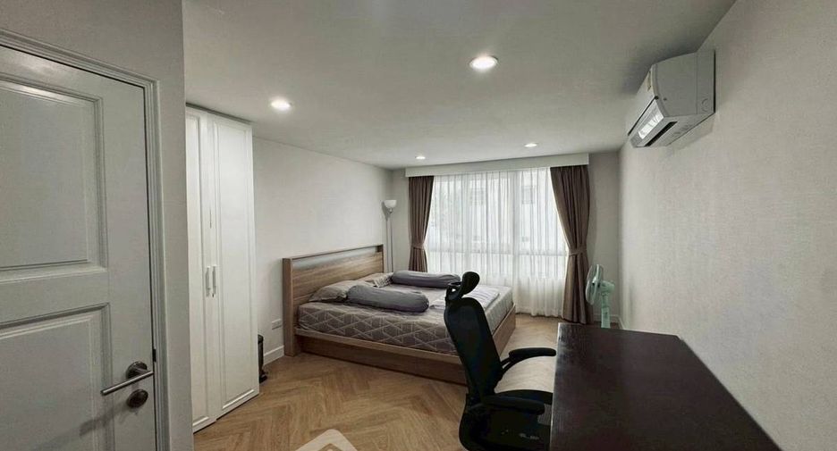 For rent 2 ベッドルーム condo in Yan Nawa, Bangkok