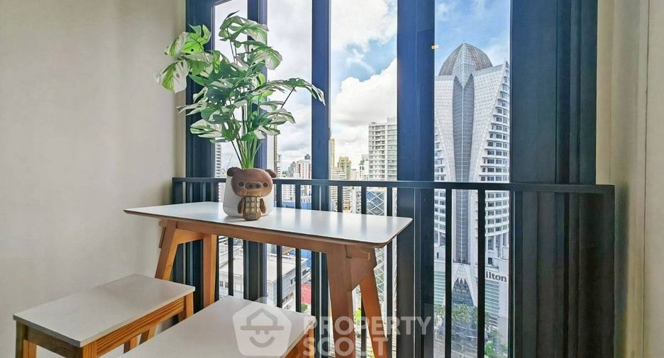 For rent 1 bed condo in Khlong Toei, Bangkok