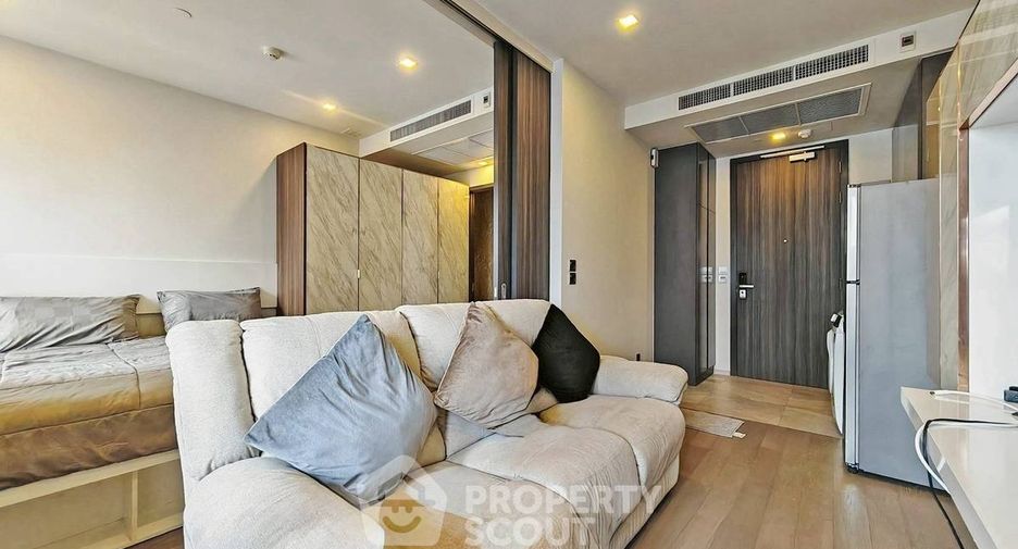 For rent 1 bed condo in Khlong Toei, Bangkok