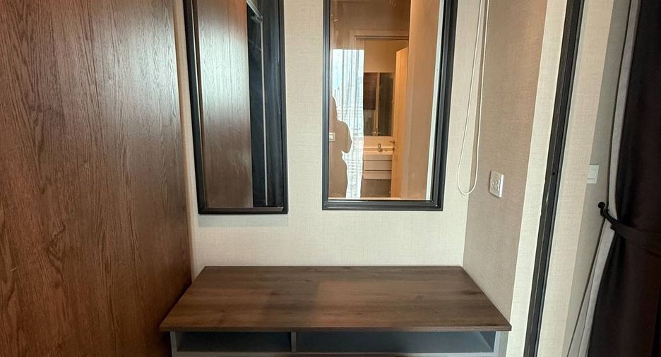 Wohnung zur Miete mit 1 Zimmer in Pathum Wan, Bangkok