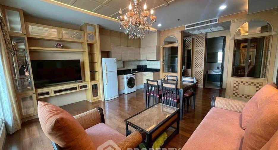 For rent 2 bedrooms condo in Pathum Wan, Bangkok