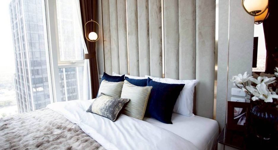 For rent 2 bedrooms condo in Khlong Toei, Bangkok