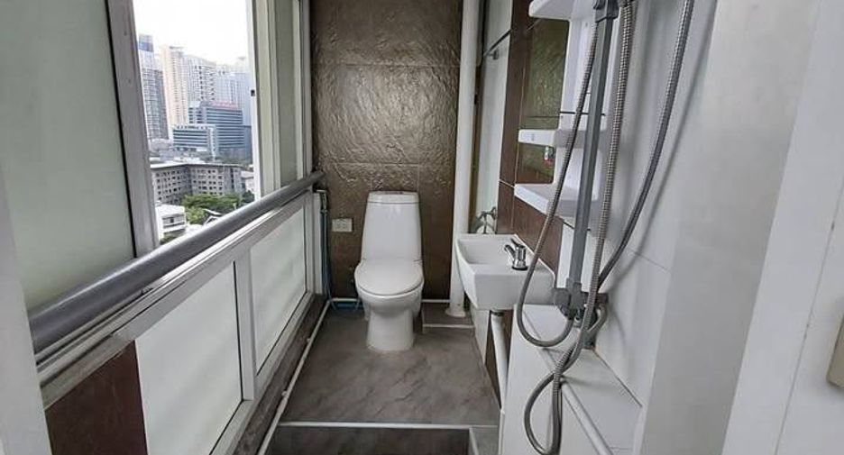 Wohnung zur Miete mit 2 Zimmer in Khlong Toei, Bangkok