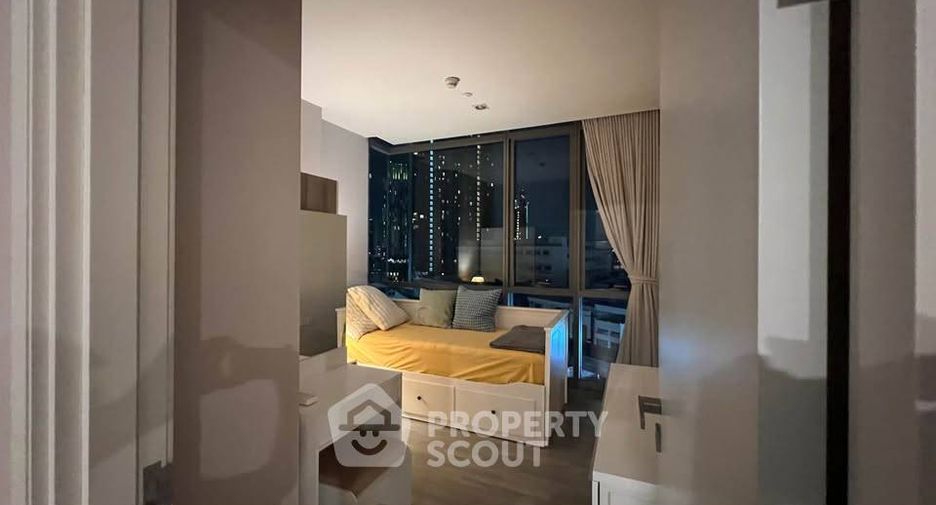 Condo en alquiler de 2 habitaciones en Khlong Toei, Bangkok