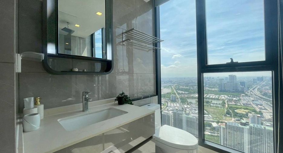 For rent 2 bedrooms condo in Huai Khwang, Bangkok