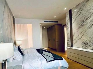 For rent 2 bedrooms condo in Khlong San, Bangkok