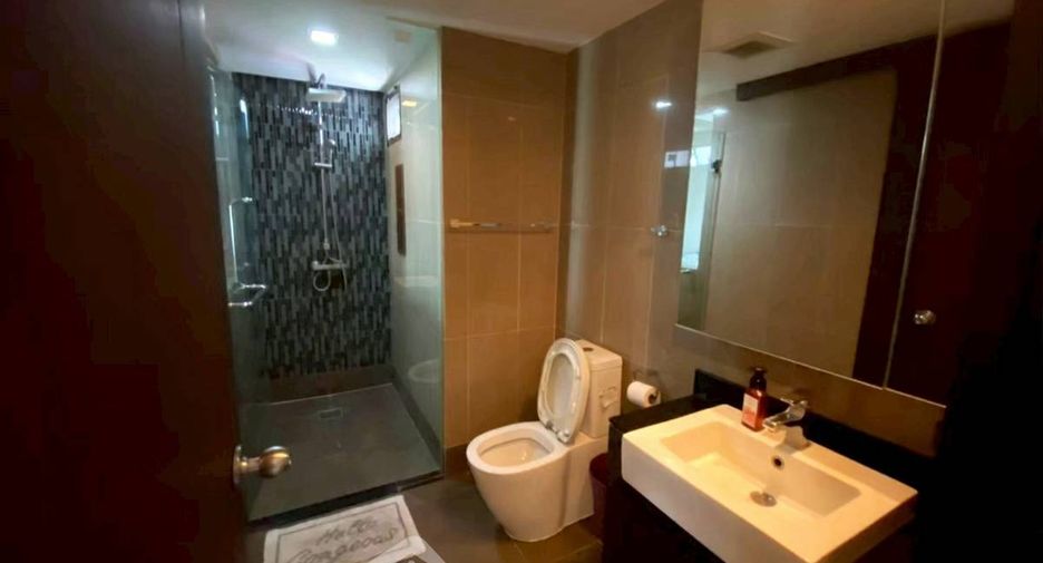À louer 1 chambre condo à Watthana, Bangkok