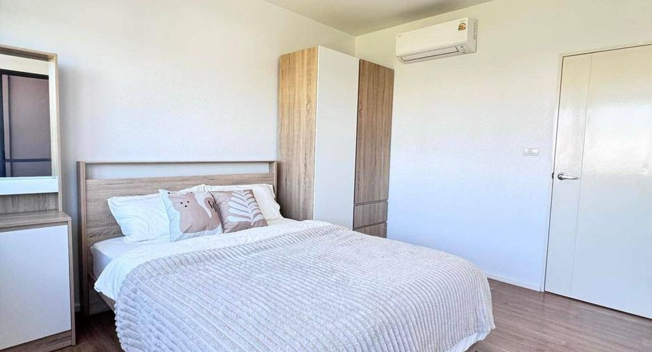 For rent 3 ベッドルーム townhouse in Saphan Sung, Bangkok