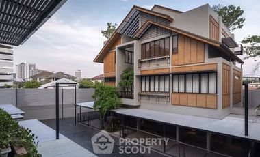 出租 5 卧室 独立屋 在 Chatuchak, 曼谷