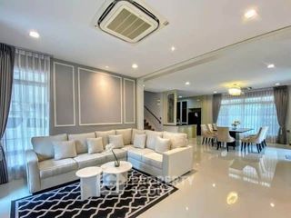 For rent 4 bedrooms house in Bang Khen, Bangkok