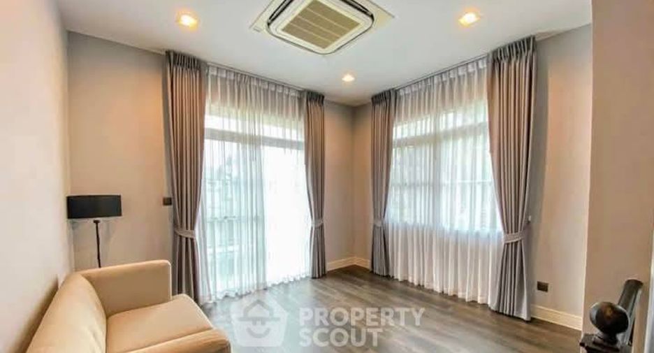 For rent 4 ベッドルーム house in Bang Khen, Bangkok