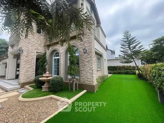 For rent 4 bedrooms house in Bang Khen, Bangkok