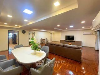 Apartment zur Miete mit 3 Zimmer in Watthana, Bangkok