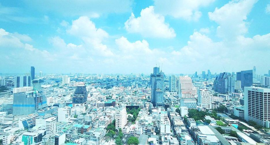 For rent 3 bedrooms condo in Sathon, Bangkok