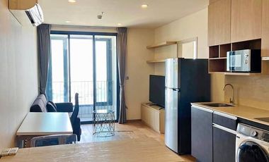 For rent 2 bedrooms condo in Pathum Wan, Bangkok