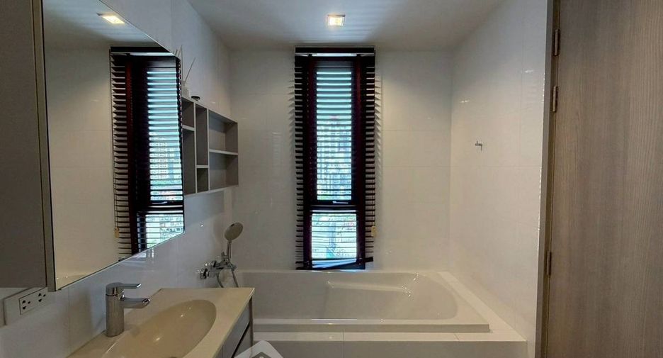 Condo en alquiler de 2 habitaciones en Watthana, Bangkok