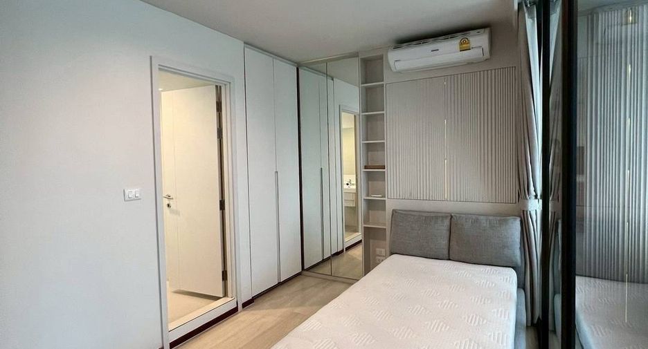 À louer 2 chambres condo à Pathum Wan, Bangkok