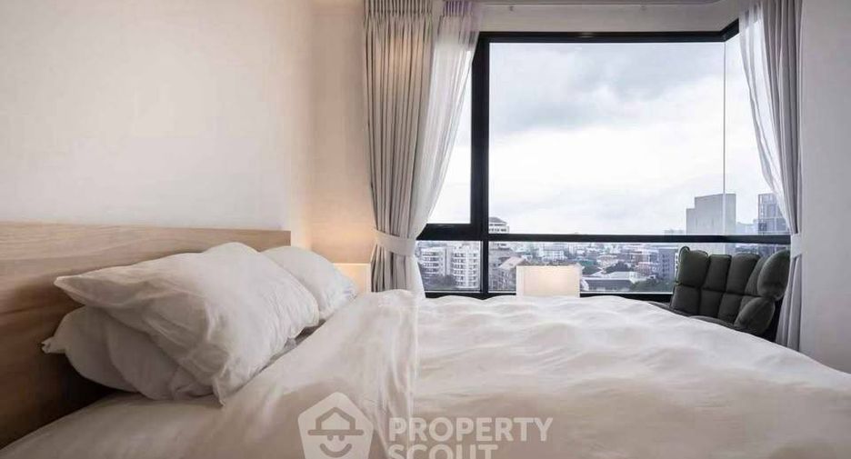 For rent 2 bedrooms condo in Watthana, Bangkok
