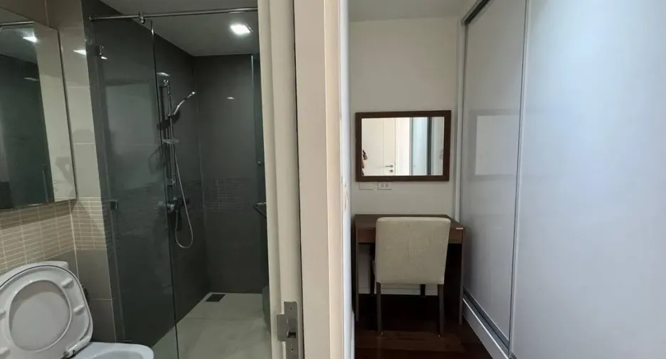À vendre et à louer 2 chambres condo à Chatuchak, Bangkok