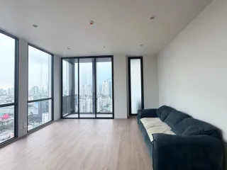 For rent 3 ベッドルーム condo in Sathon, Bangkok