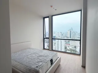 For rent 3 ベッドルーム condo in Sathon, Bangkok