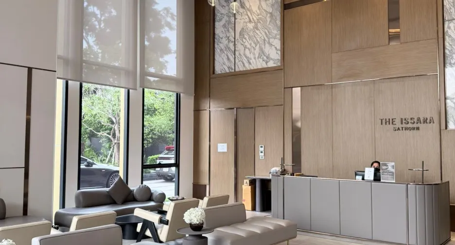 For rent 3 ベッドルーム condo in Sathon, Bangkok