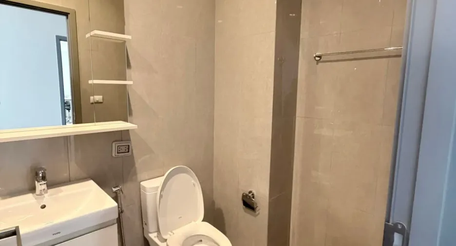 For rent 3 ベッドルーム condo in Sathon, Bangkok
