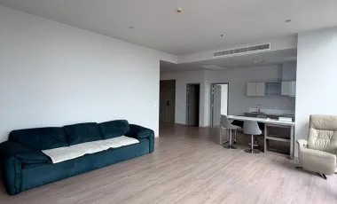 For rent 3 ベッドルーム condo in Sathon, Bangkok