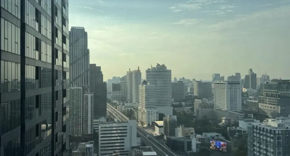 出租 2 卧室 公寓 在 Huai Khwang, 曼谷