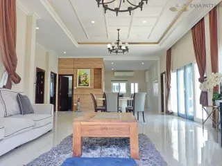 For sale 3 bedrooms villa in Bang Lamung, Chonburi
