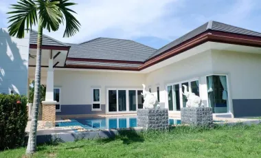 For sale 3 bedrooms villa in Huay Yai, Pattaya