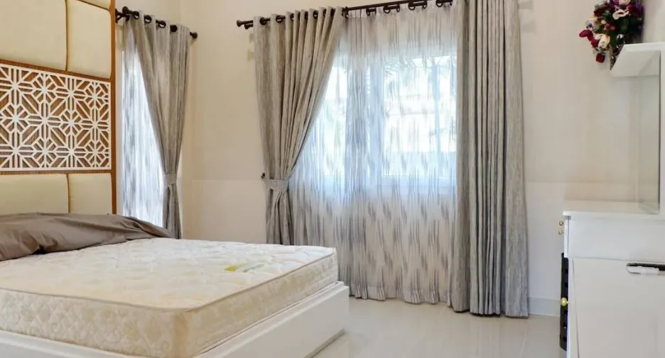 For sale 3 bedrooms villa in Huay Yai, Pattaya