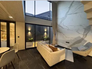 For sale 3 bedrooms house in Huai Khwang, Bangkok