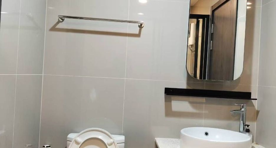 À vendre 1 chambre condo à Huai Khwang, Bangkok