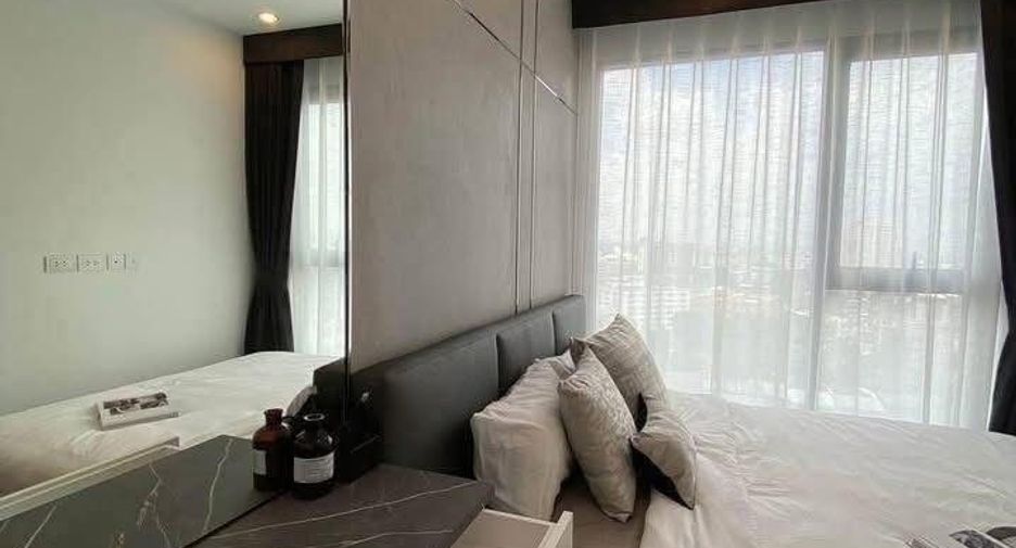 Condo en alquiler de 2 habitaciones en Bang Na, Bangkok